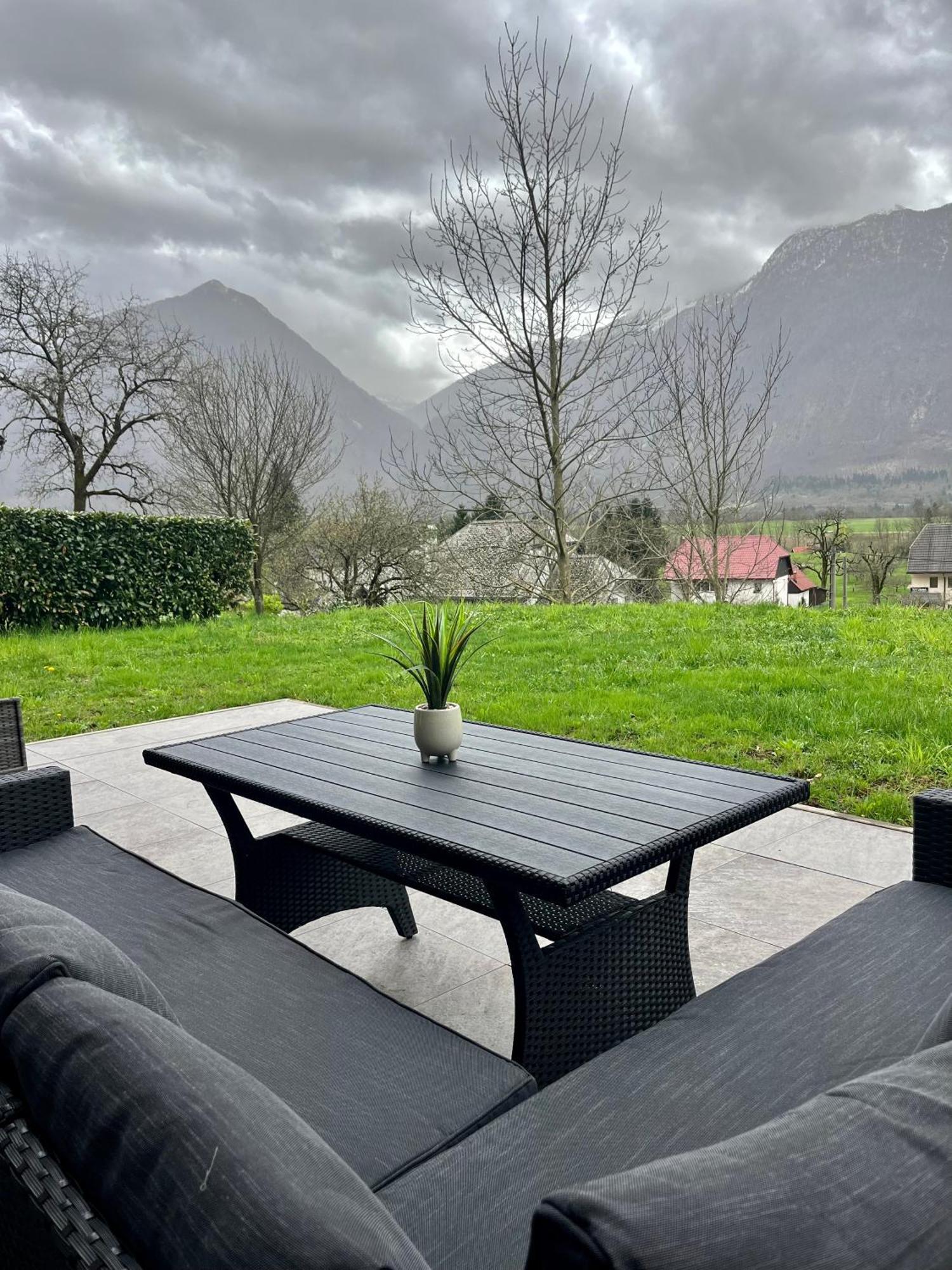 The Valley Queens Bovec Exterior foto